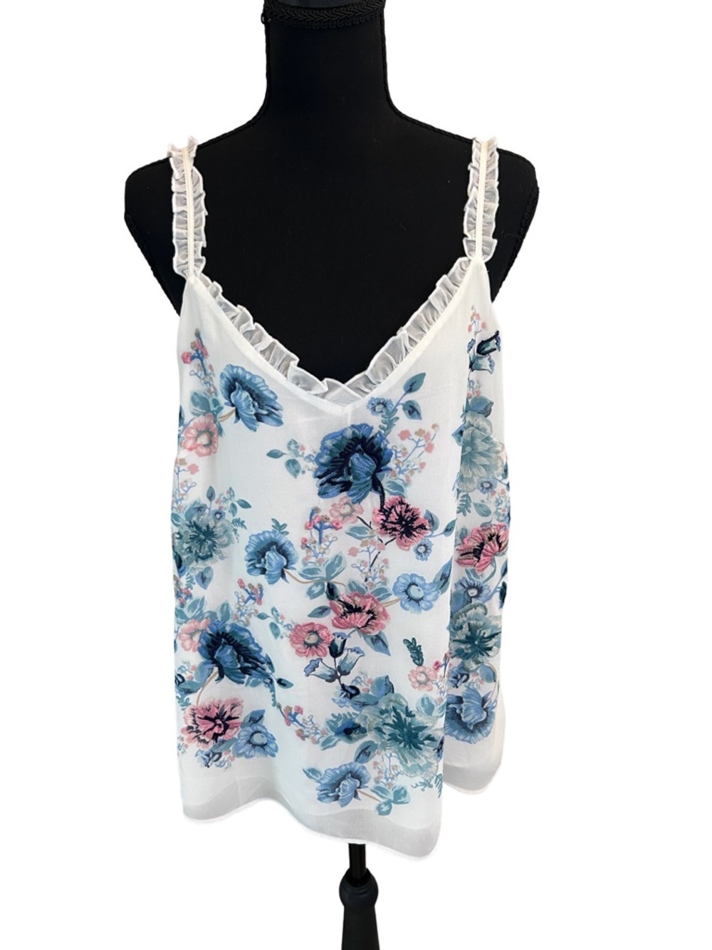 🌸 WHBM Cottagecore Femine Embroidered White Floral Ruffle-Trim Cami Top M
